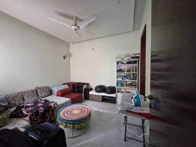 1 Kanal Upper Portion For rent