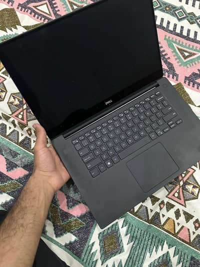 Dell precision 5530 core i7 8th gen 4k