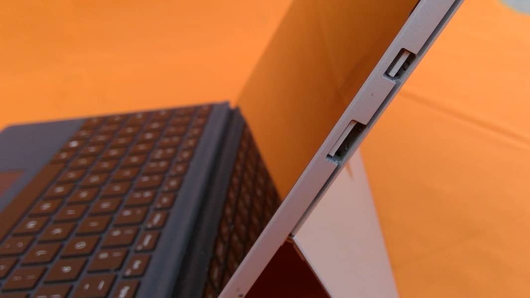 Microsoft Surface Pro 5 5