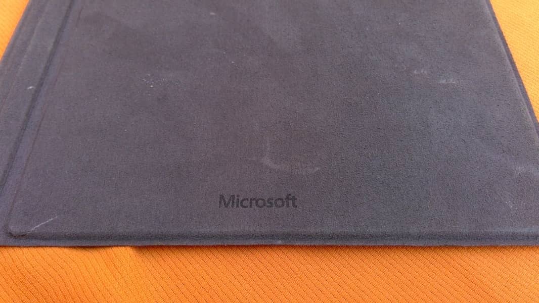 Microsoft Surface Pro 5 10