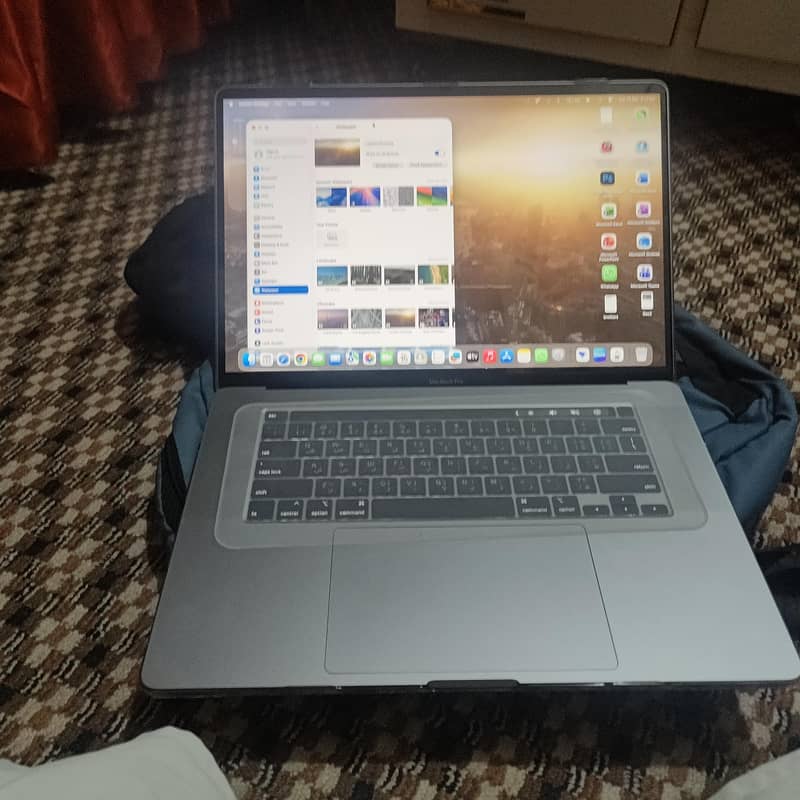 MacBook pro 5