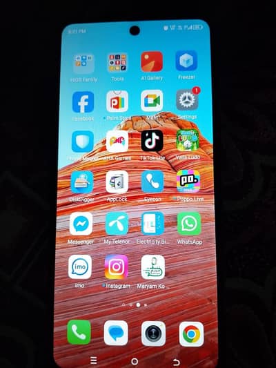 Tecno spark 20c 4/128