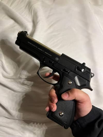 Brand New Heavy Airsoft Metal Barrel Toy Gun-With Metal BBs-Limited