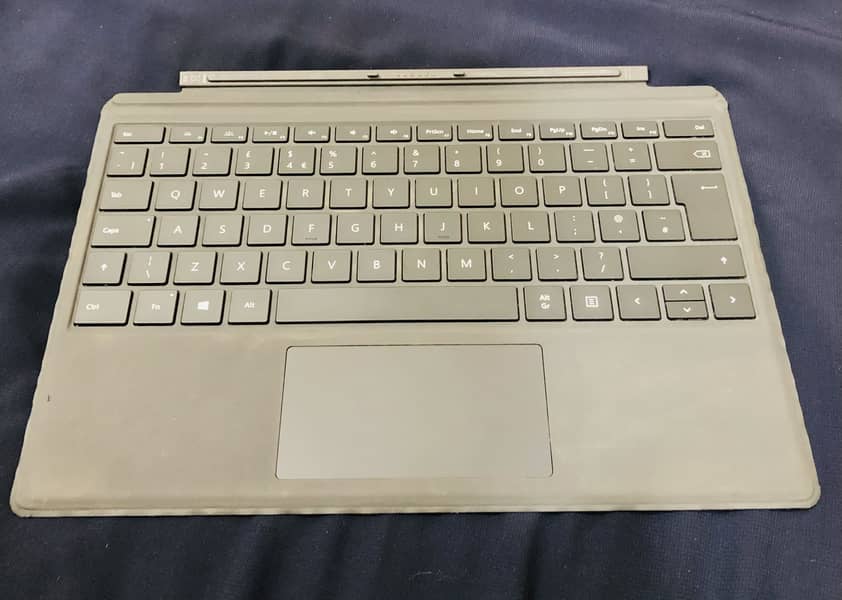 Microsoft Surface Pro 7 9