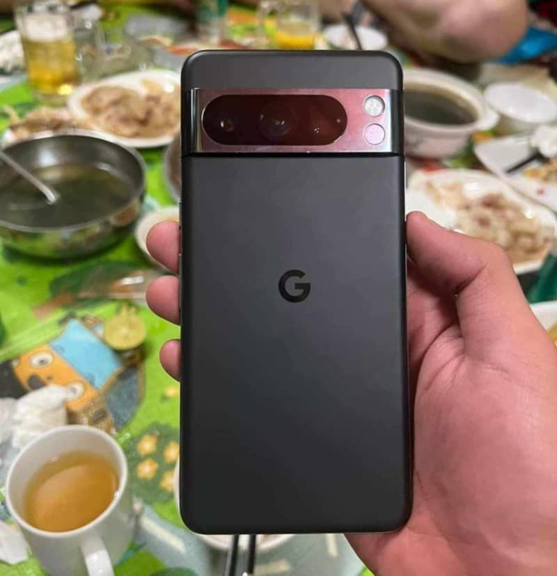 Google pixel 8 pro 1