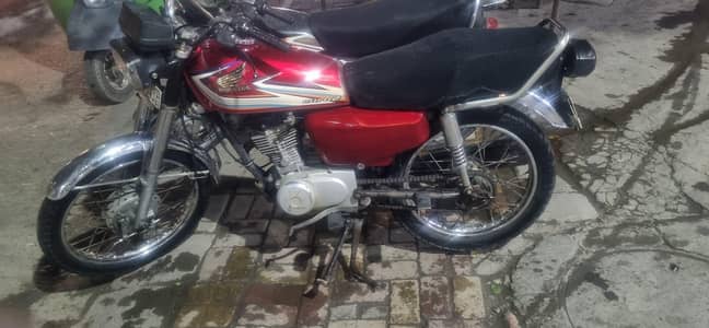 Selling my Honda CG125 2016 Model