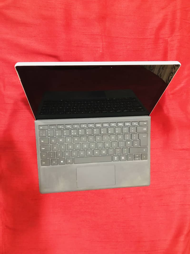 Microsoft Surface Pro 7+ 4