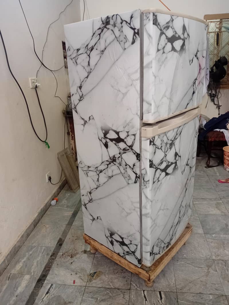 DAWLANCE REFRIGRATOR 1