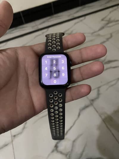 Apple Watch Series 7 44mm