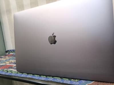 2019//2020//2024 apple MacBook Pro retina display