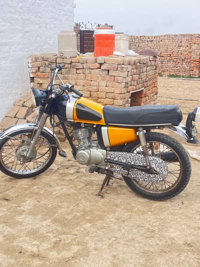 Honda 125 urgent sale number 03 24, 63, 41 6 80