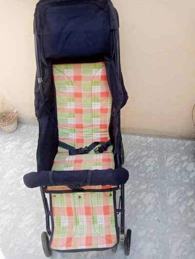 foldable stroller used