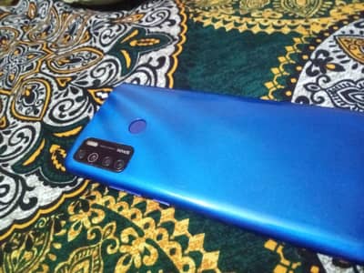 All ok phone condition 10/10 pta officially approved