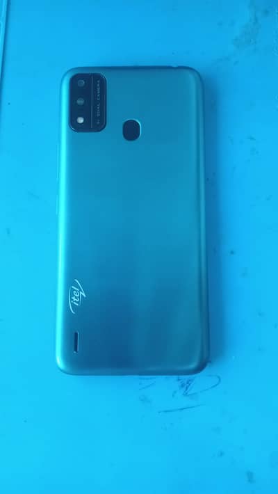 itel A48 4G 2GB 32GB full okay