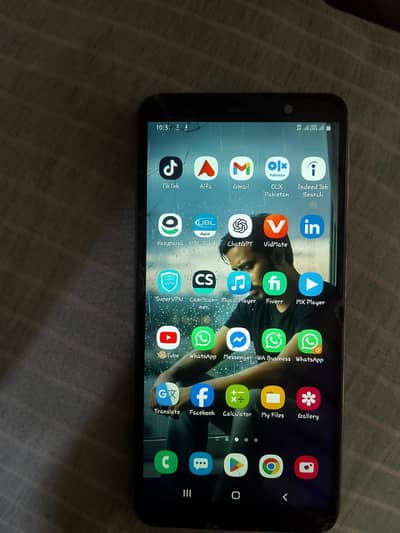 Samsung A7 6gb 128gb, read full description