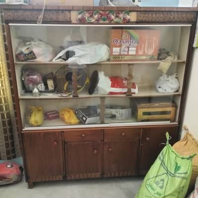 showcase with glass door