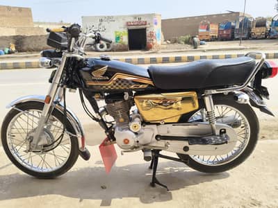 Honda CG 125  Gold Edition 2024