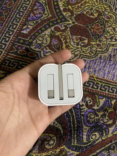 I phone 20 W charger