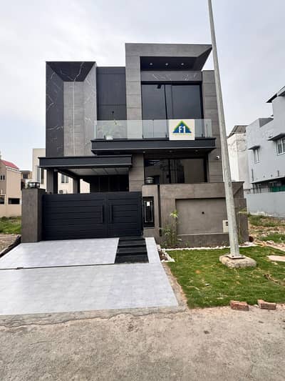 Fully Furnished 5 Marla Magnificent Bungalow For Sale In Phase 9 Town DHA Lahore