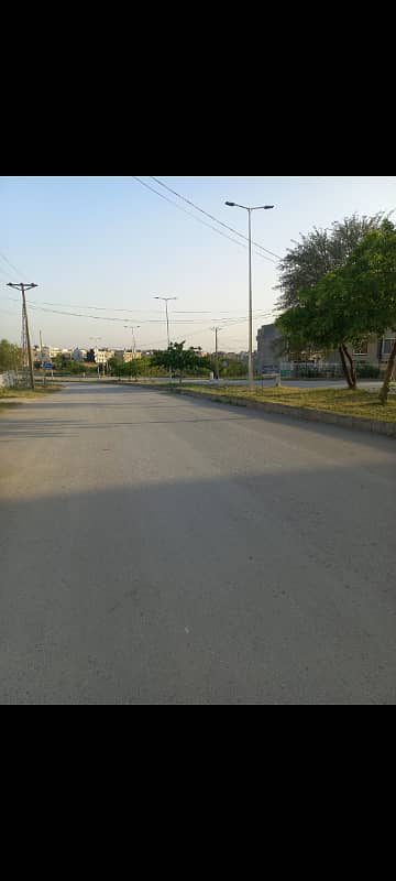 Investors Should sale This Residential Plot Located Ideally In I-16