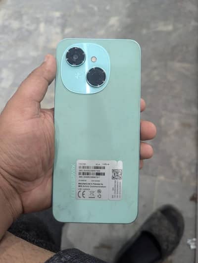 Tecno spark go 1 4/128 full box 6 month wernty