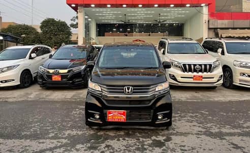 Honda N WGN Custum Turbo  7-Speed with Special Rims