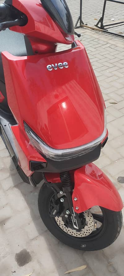 evee Jen z pro brand new