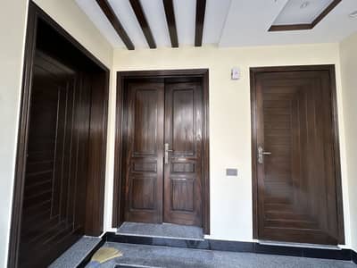 5 Marla Brand New House Available For Sale In Park View City