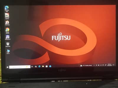 Fujitsu Ultrabook i5. . 7th generation touch