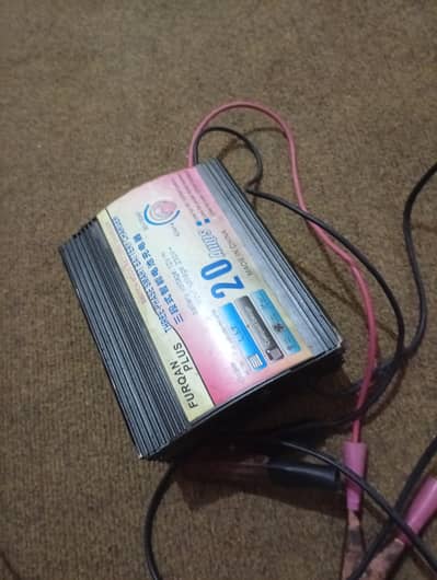 Battery charger 20 amp for sale in good conditions