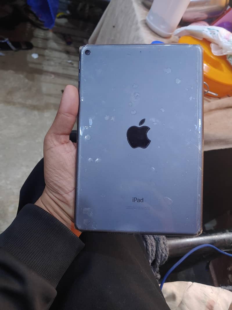 IPAD mini 5 0