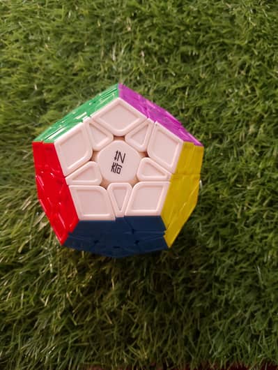 RUBIK'S CUBE MEGAMINX