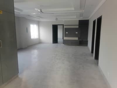 180 Sqft Ground Floor Shop Main Market
