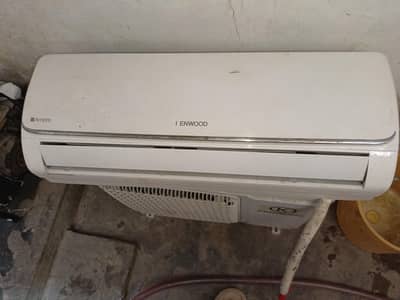 Kenwood 1 ton split ac in good condition