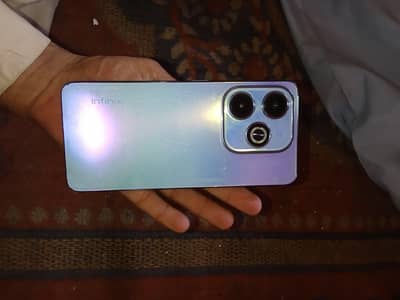 8 gb ram 128  gb memory