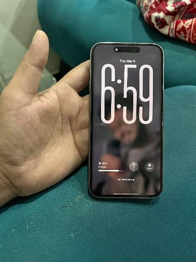 15 pro max ( urgent sale )