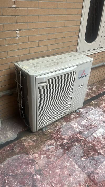 Mitsubishi 2 ton ac for sale never repaired