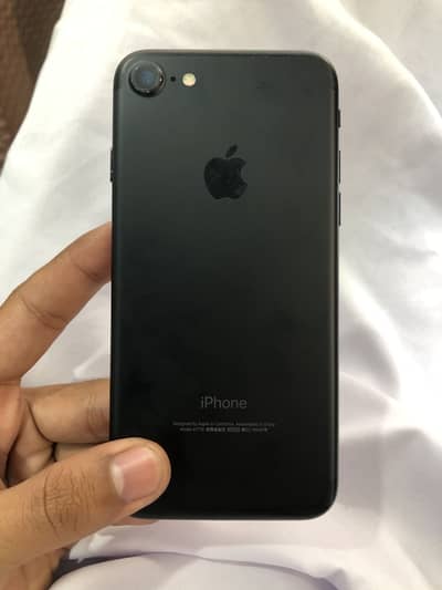 iPhone 7 PTA