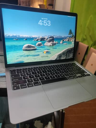 M1 air 16gb ram 256 SSD 13inch 2020