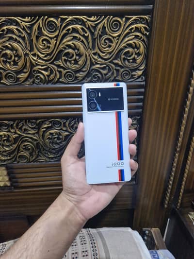 VIVO IQOO 9 PRO OFFICIAL PTA DUAL SNAPDRAGON 8 GEN 1