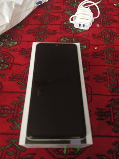 Redmi note 14 8+8 /256 gb.  fresh set only a week used l