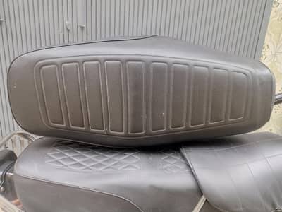 Honda 125 Seat