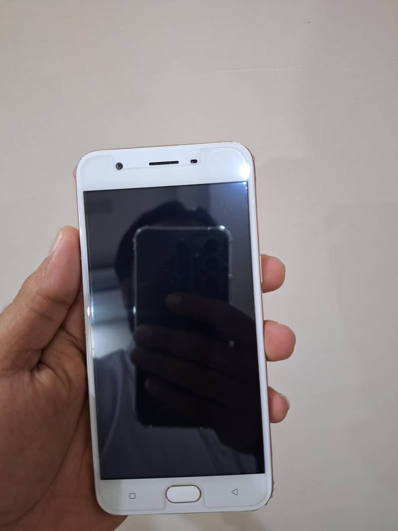 Oppo A57 1