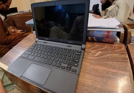 Dell Chromebook 11 | 4GB RAM | 128GB | Windows 10 Pro