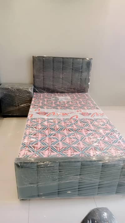 Yes available plz Whatsapp number & location