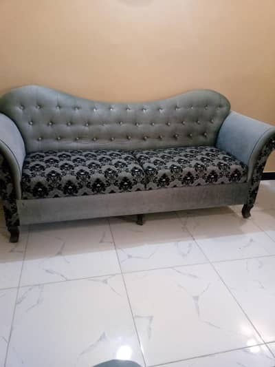 sale my home use sofa set only 8 month old
