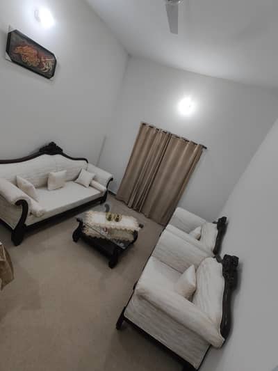 5 Seater Bed & Table Chinyoti wood