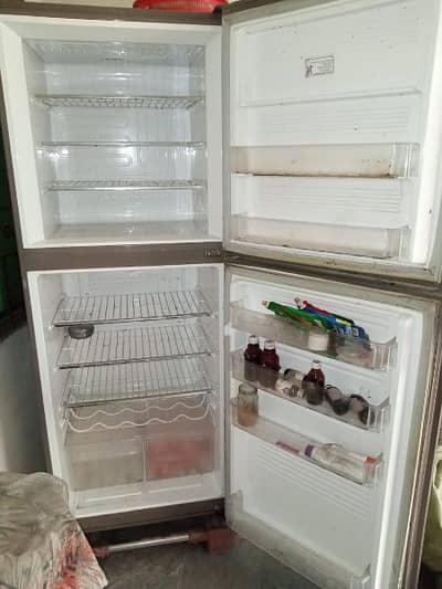 pel full size bilkul new ha