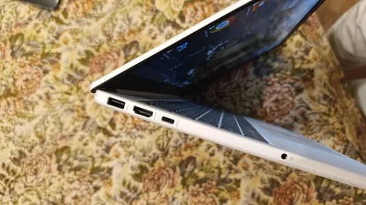 HP Omni book 3 laptop 15 . AMD Ryzen AI 7  350w/radeon 860m