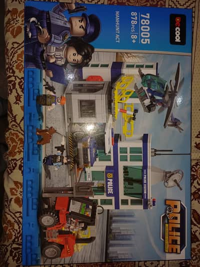 Kids lago blocks. 878 pieces just like new.